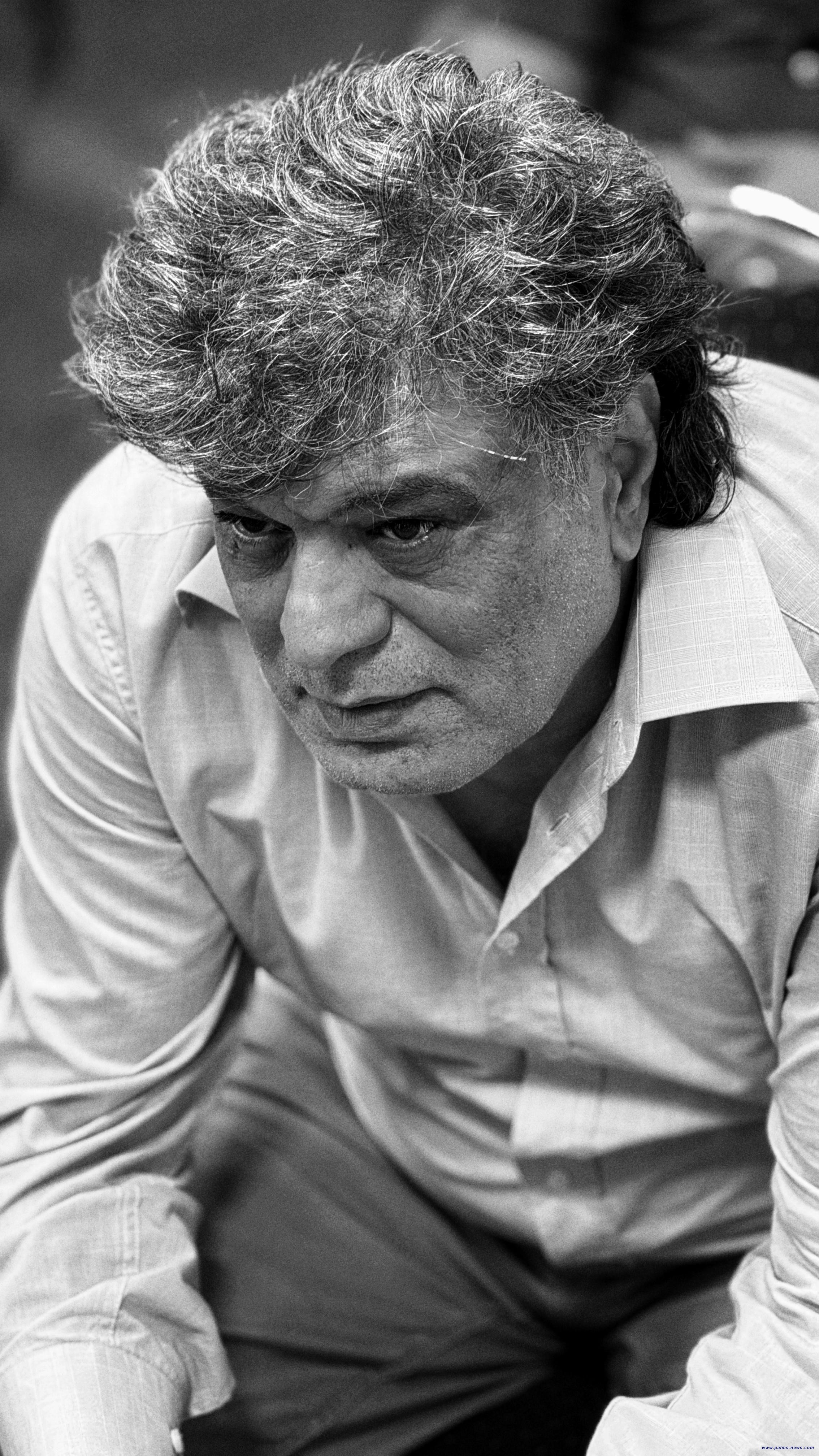 الشاعر والمترجم محمد مظلوم يعلن عن قرب صدور ترجمته لملحمة "الأوديسة"